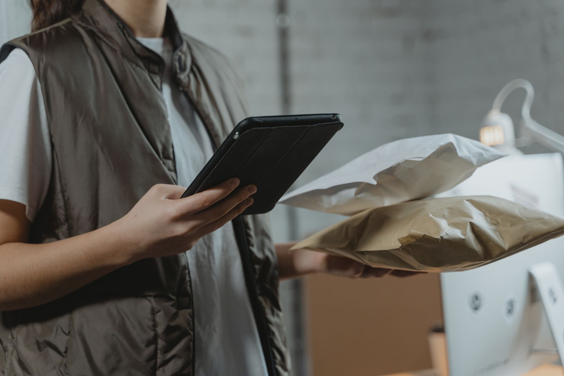 Native Channel Tools, an App, or a Central System? bundle inventory management / kitting inventory