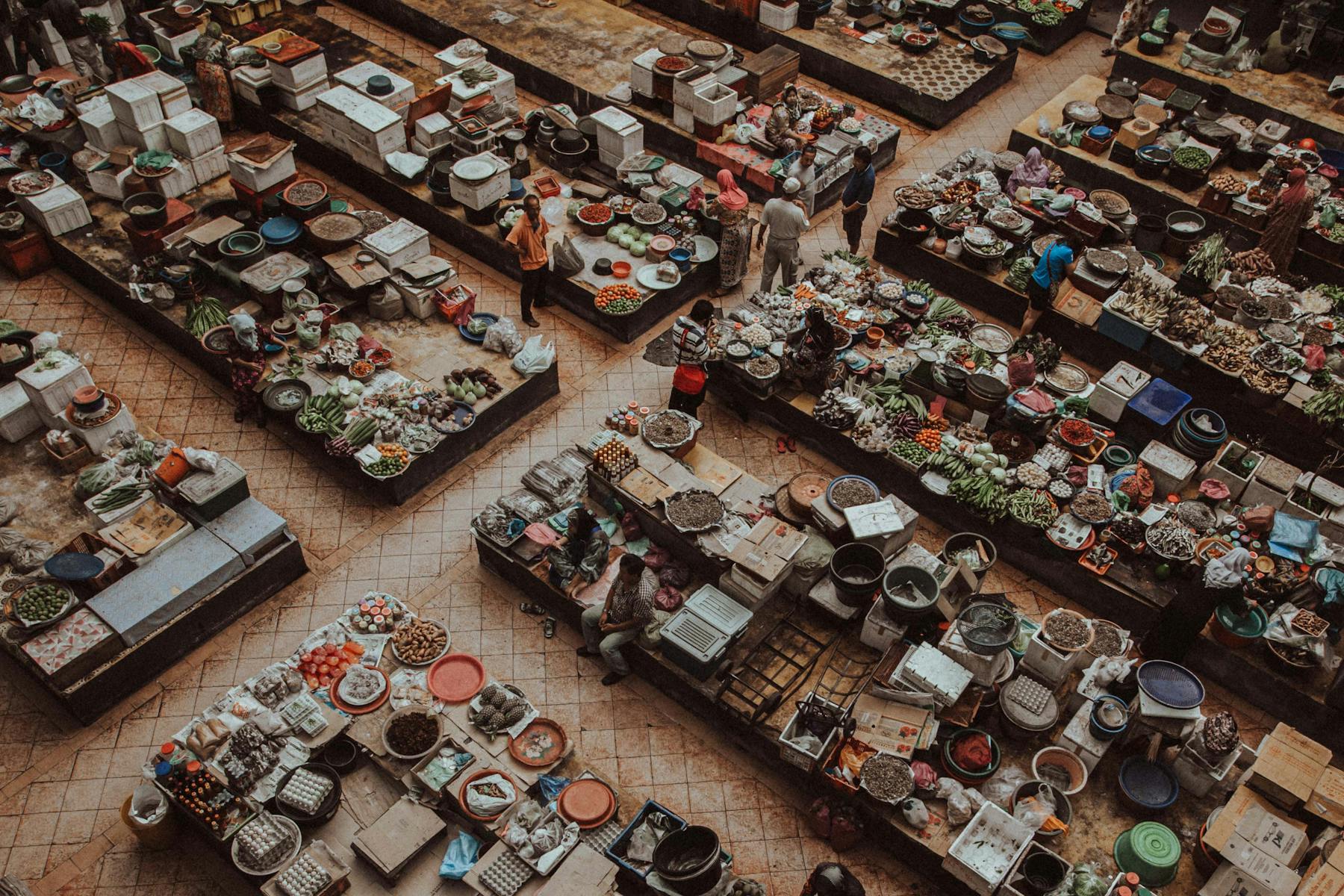 How to Sell on eBay, Shopify, Amazon, and Etsy Without Overselling